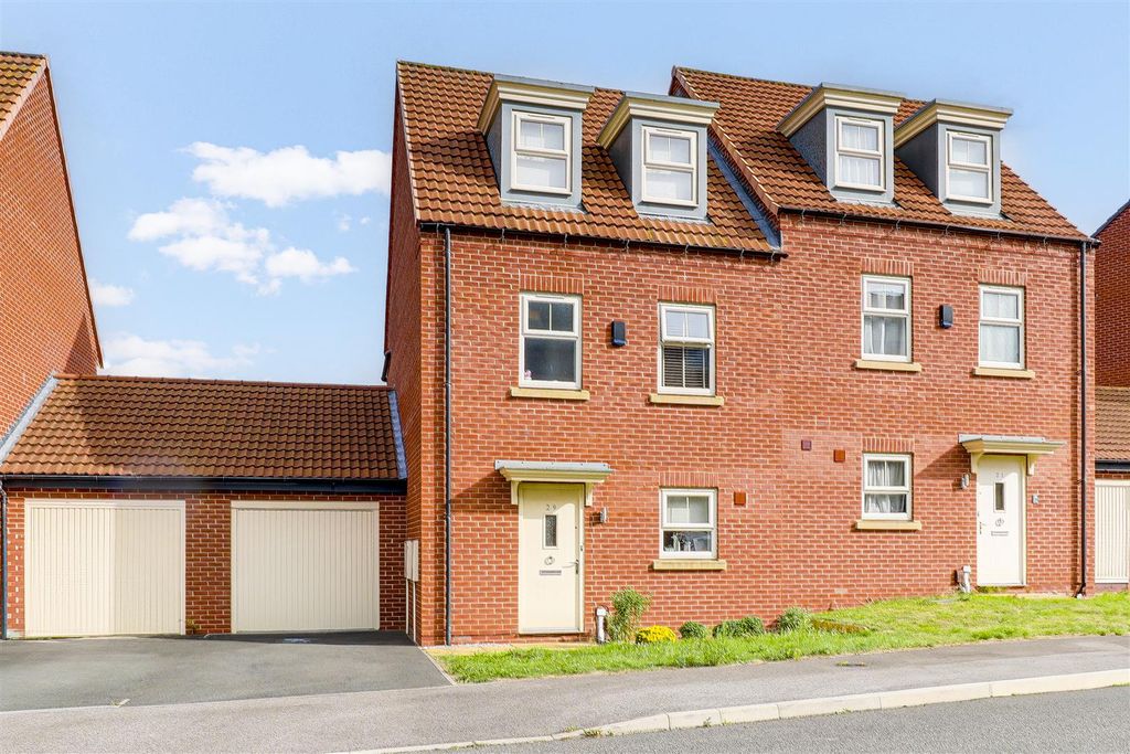 Property photo 1 of 21 04.Jpg