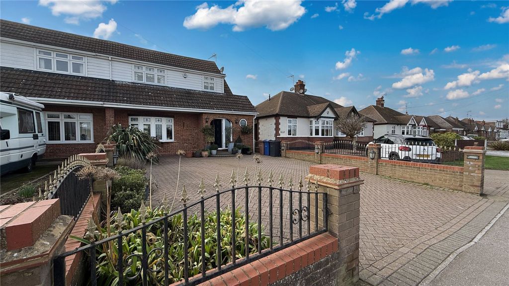 Property photo 1 of 24 Picture No. 01