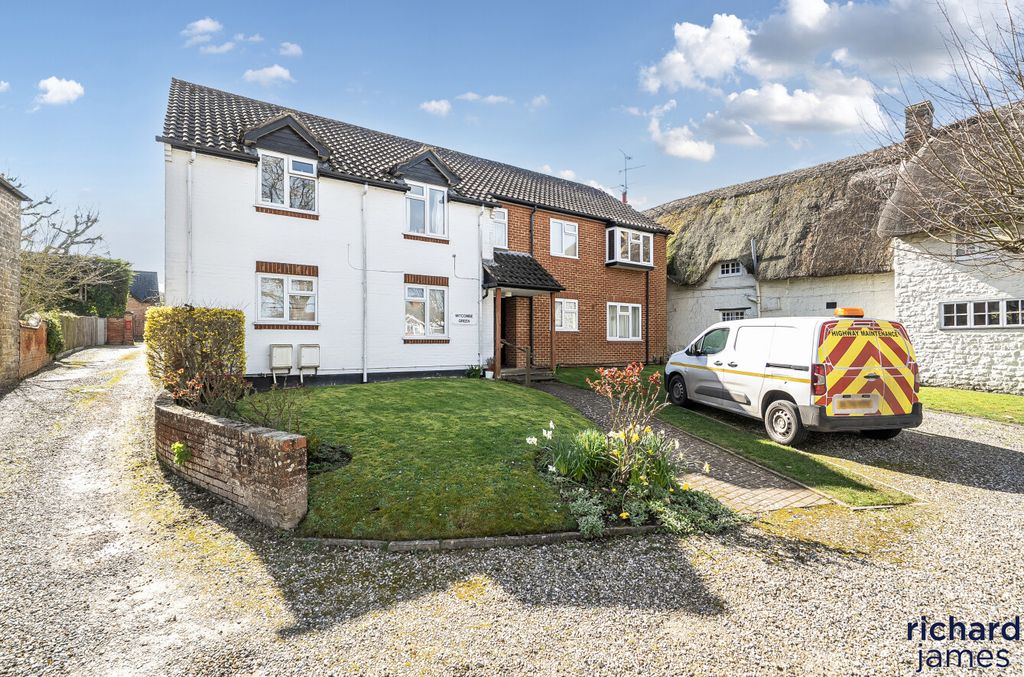 Property photo 1 of 12 04Fbc0346ce2493Bb1d64Bf6Ddfc4B09