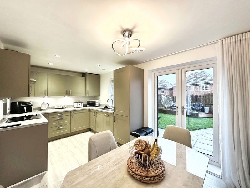 Property photo 2 of 16 Photo 13