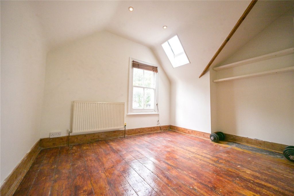 Property photo 3 of 4 Picture No. 17