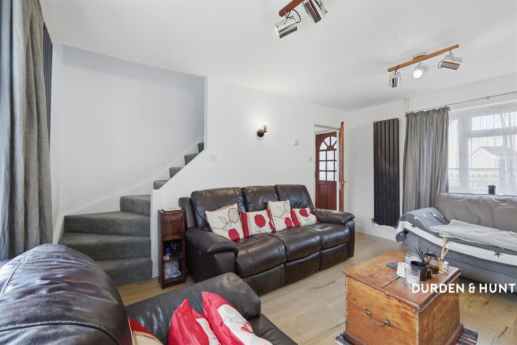 Property photo 3 of 16 Pirie Road