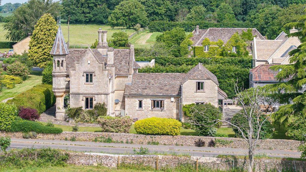 Property photo 1 of 50 Malmesbury Lodge-4.Jpg