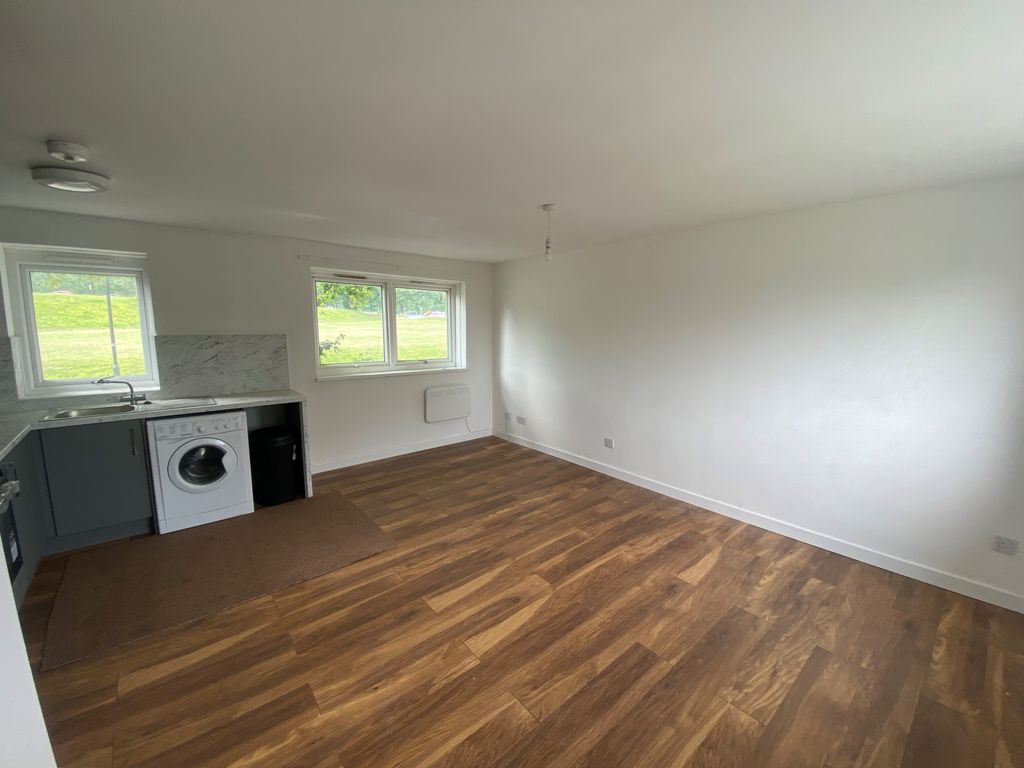 Property photo 2 of 7 Image