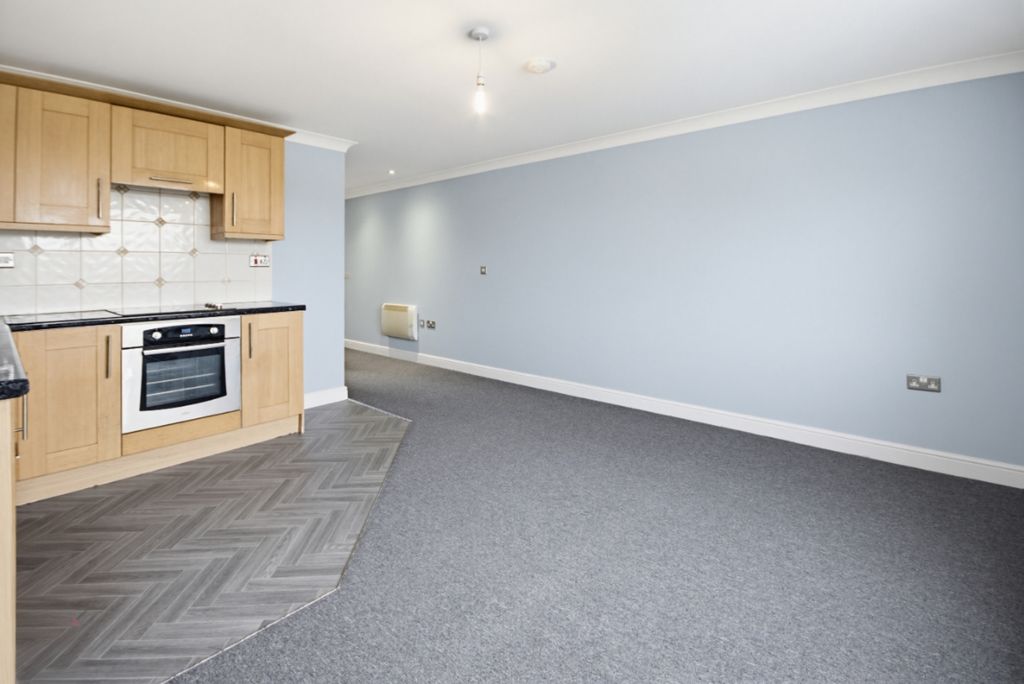 Property photo 2 of 9 Kitchen Updated