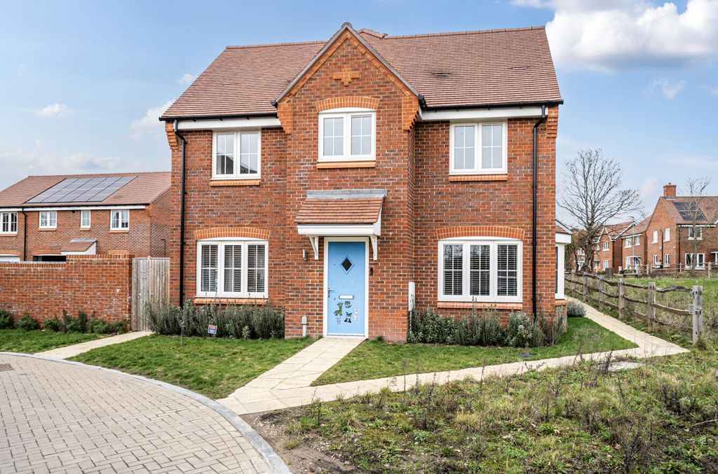 Property photo 1 of 25 1411332-4-699496B...