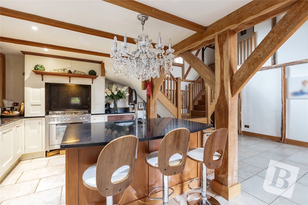 Property photo 3 of 19 Picture No. 07