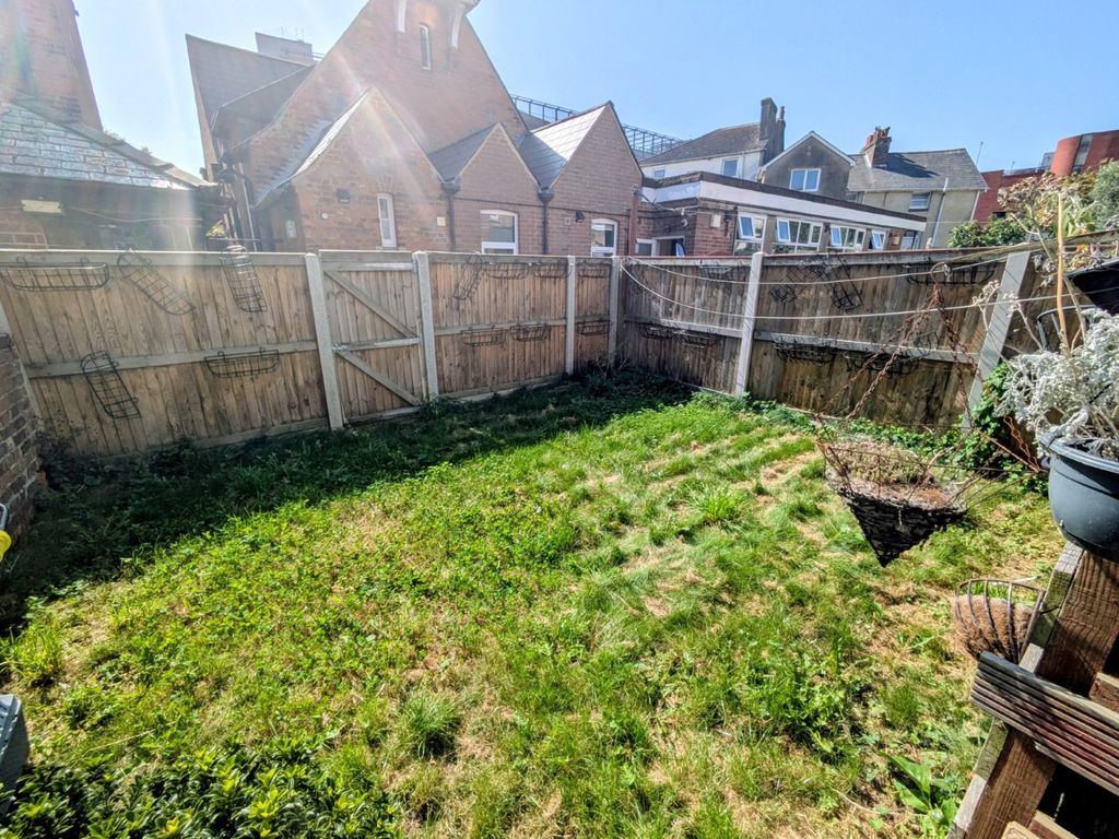 Property photo 2 of 6 Picture No. 06