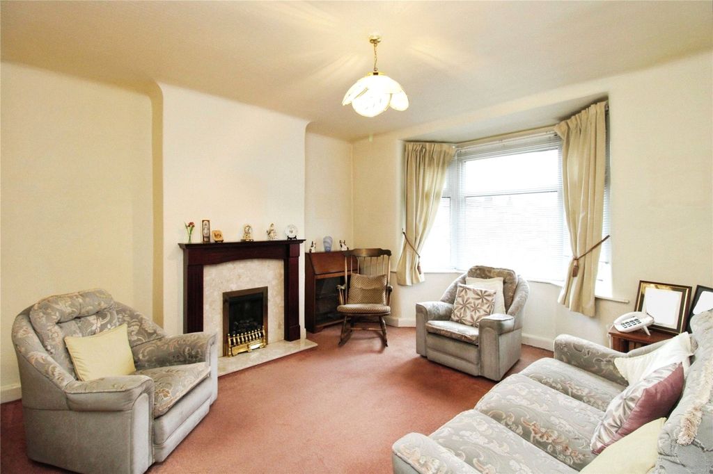 Property photo 3 of 11 Picture No. 13