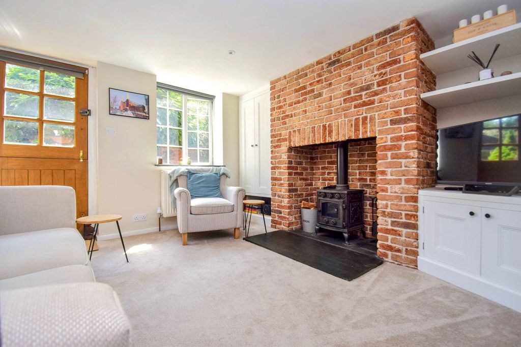 Property photo 3 of 23 Sitting Room