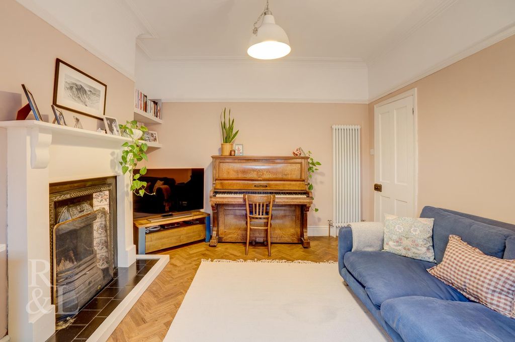 Property photo 3 of 20 Batched  (19).Jpg