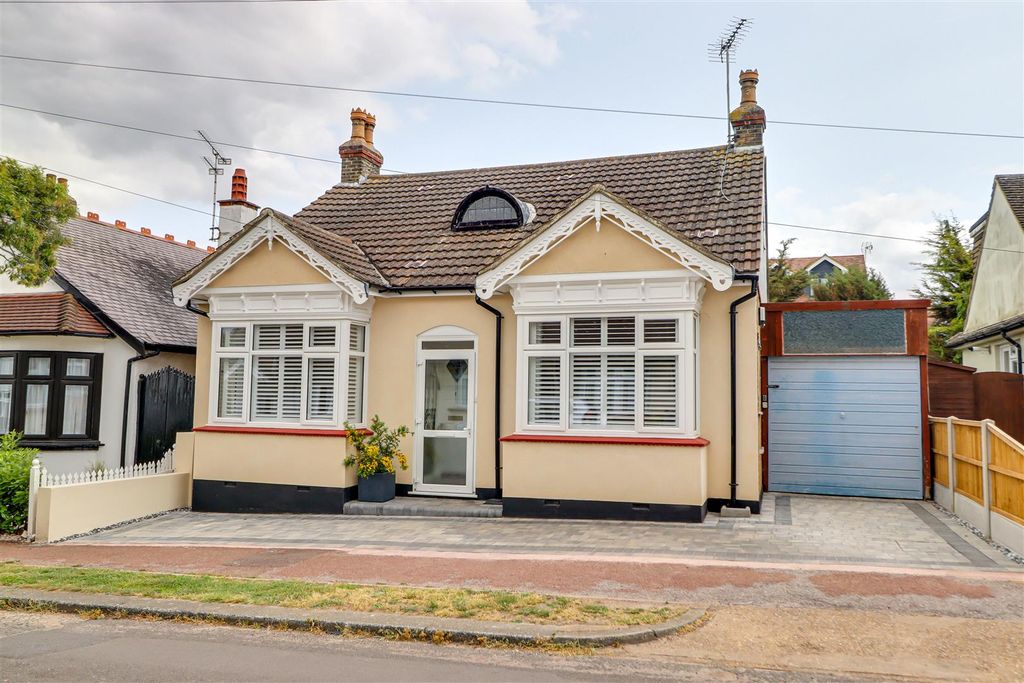 Property photo 1 of 22