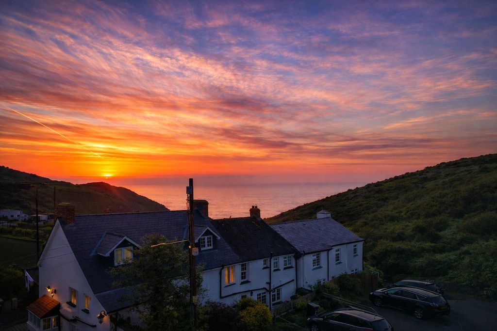 Property photo 2 of 17 Picture No. 49