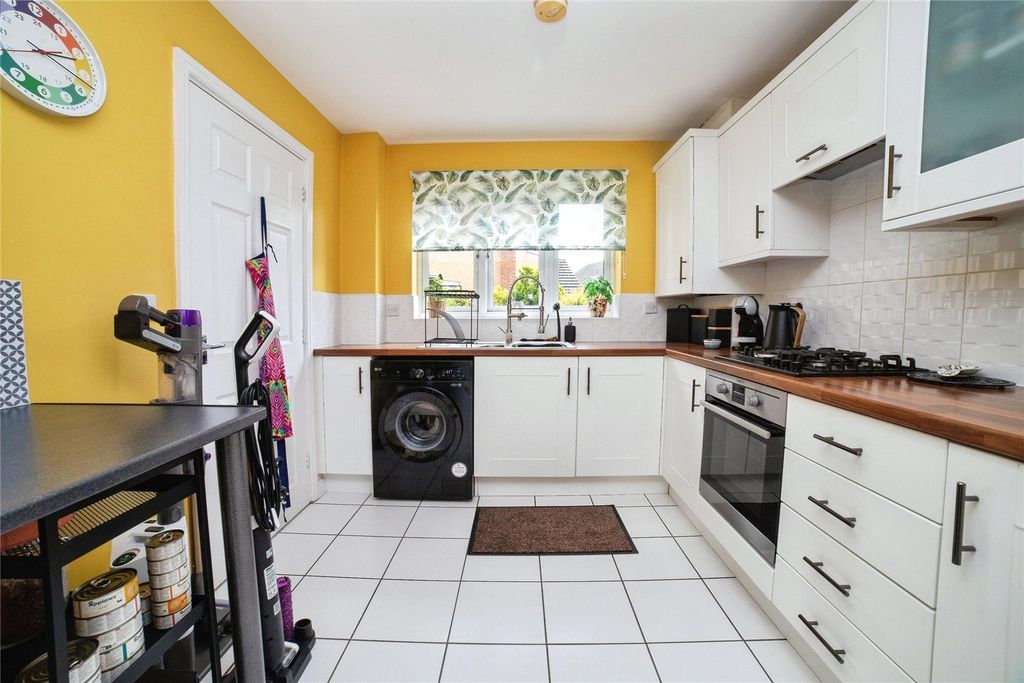 Property photo 2 of 26 Picture No. 14