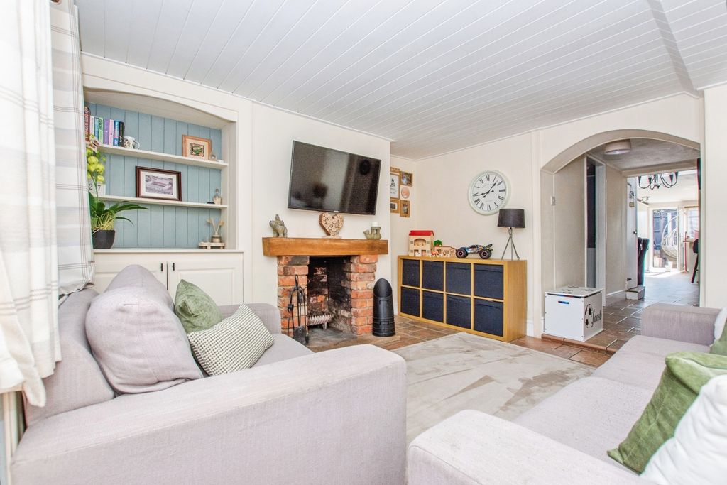 Property photo 3 of 20 Pbox-Img.Jpg