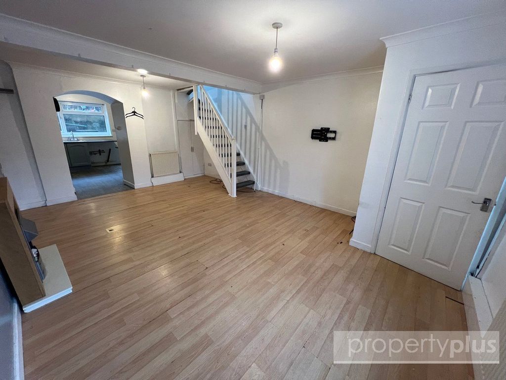 Property photo 2 of 11 Picture No. 08