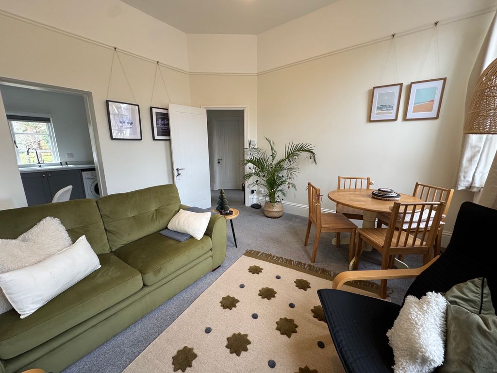 Property photo 2 of 7 2. Living Room