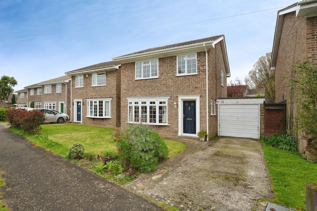 Property photo 1 of 18 Pbox-Img.Jpg