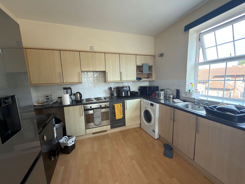 Property photo 2 of 5