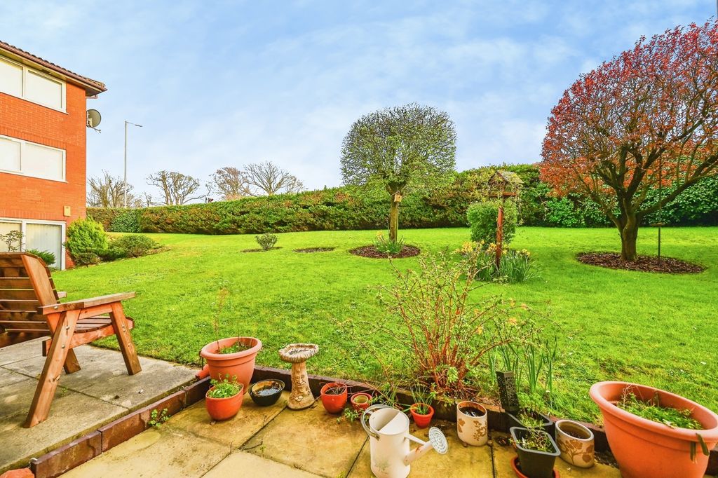 Property photo 3 of 12 Pbox-Img.Jpg