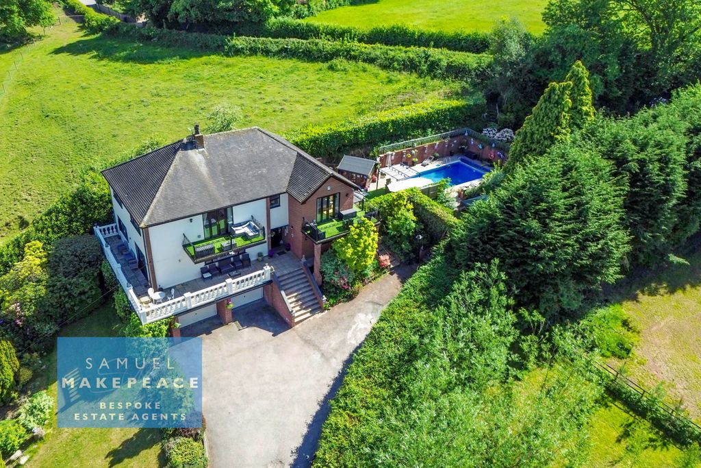 Property photo 1 of 56 Seven Bedroom Detached For Sale In A Serene Location With A Private Swimming Pool!