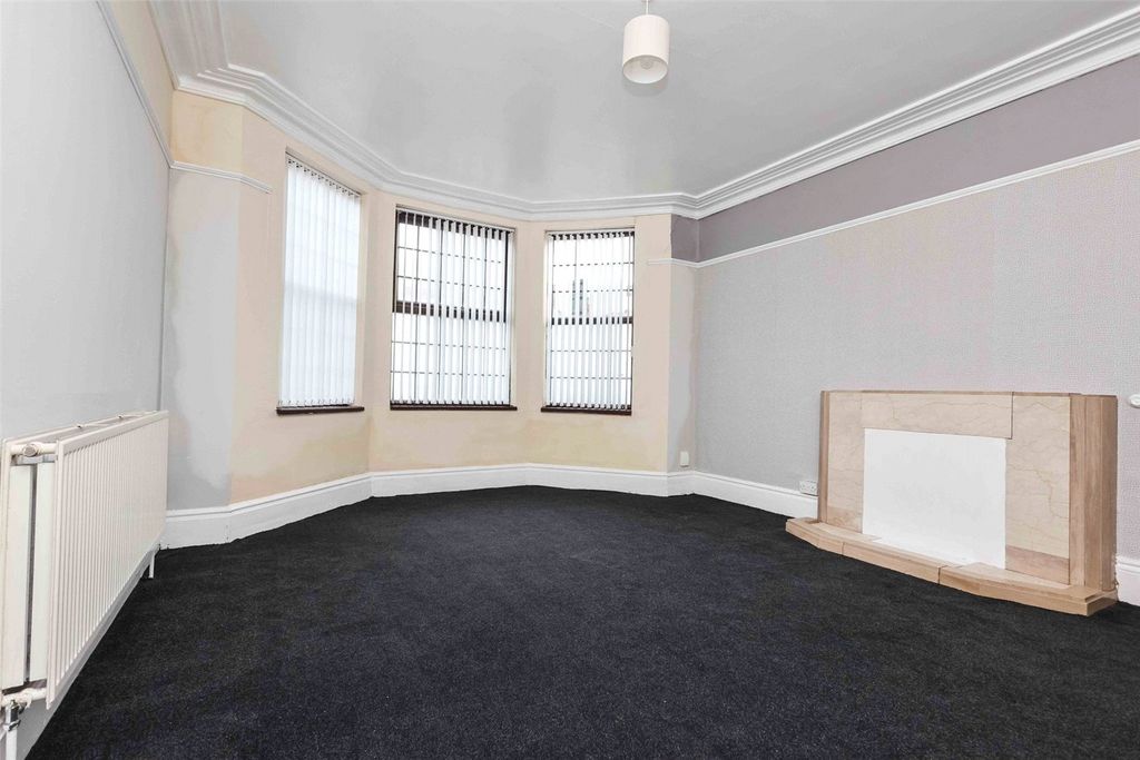 Property photo 3 of 17 Picture No. 05