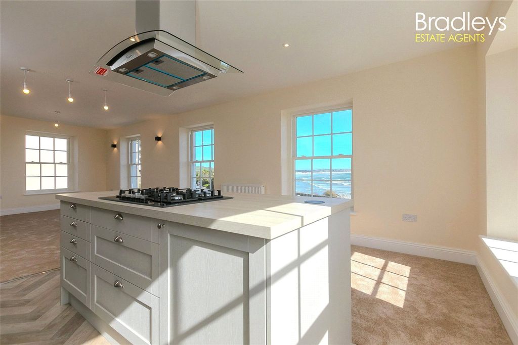Additional image 12 of 2 bed flat for salePenrose Terrace, Penzance, Cornwall TR18
