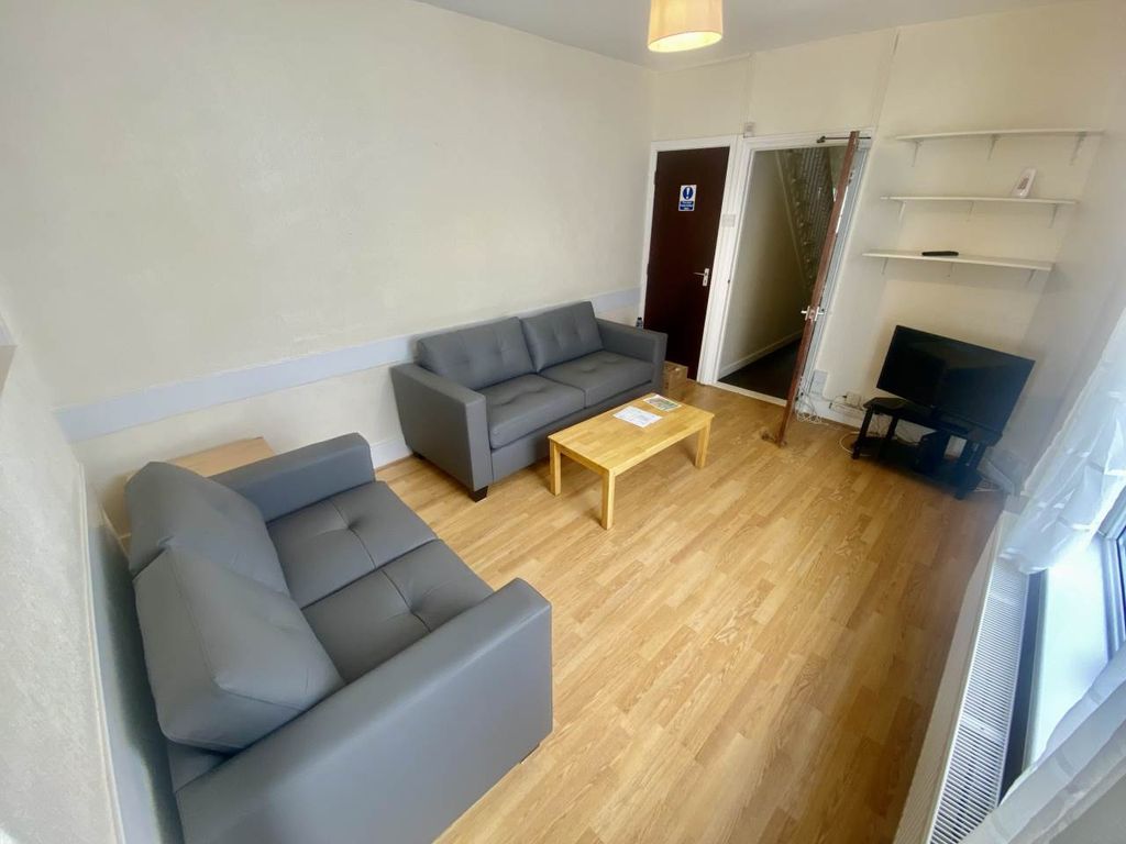 Property photo 2 of 20 Img_7689