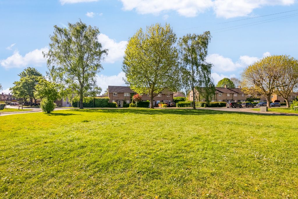 Property photo 3 of 19 5070304