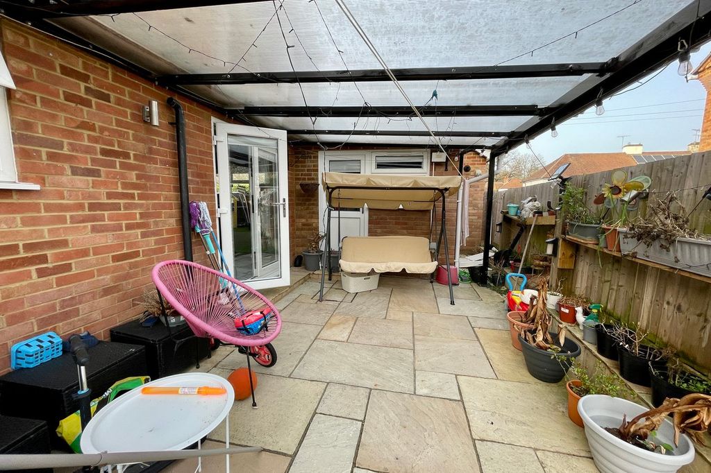 Additional image 24 of 5 bed detached house for saleWoodcot Gardens, Farnborough GU14