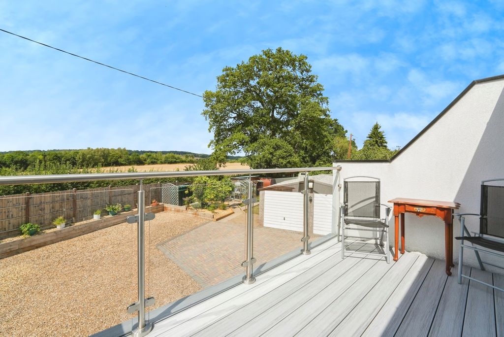 Property photo 3 of 17 Balcony