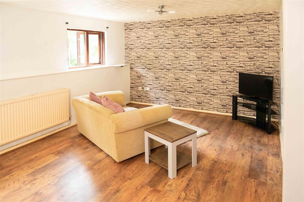 Property photo 3 of 8 Atholl_001.Jpg