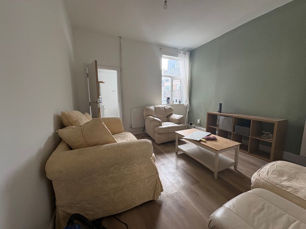 Property photo 2 of 4