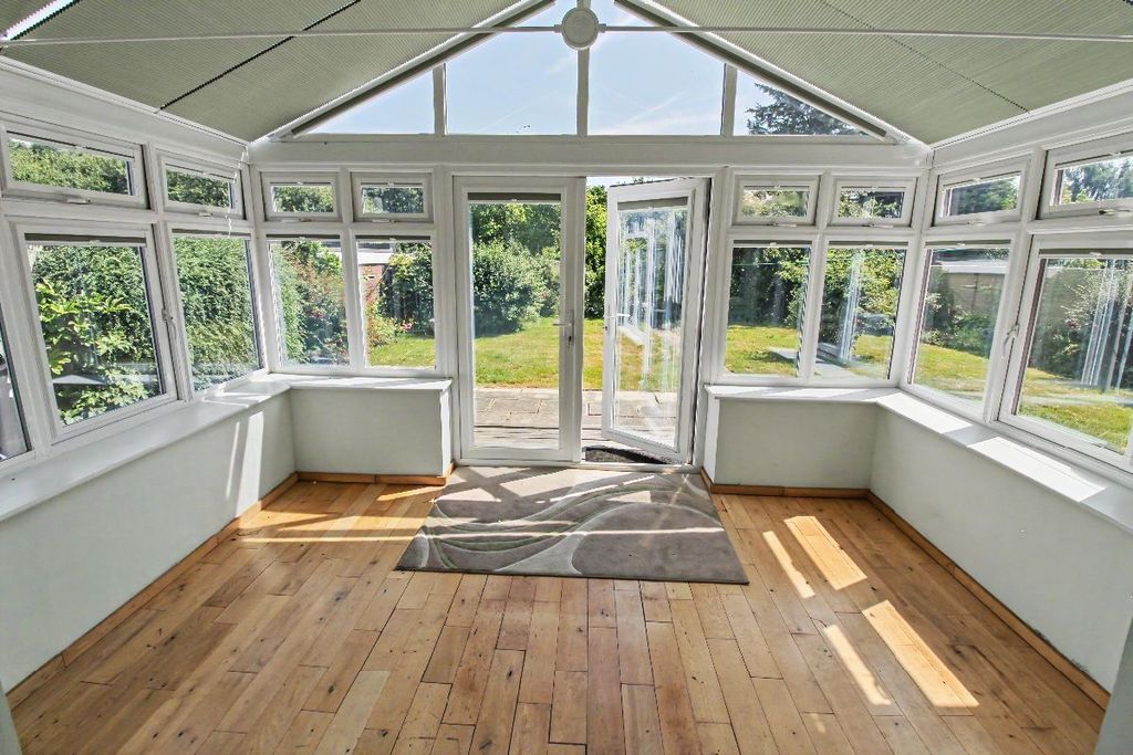 Property photo 3 of 36