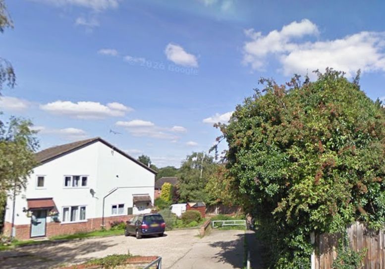 Property photo 1 of 20 Outside