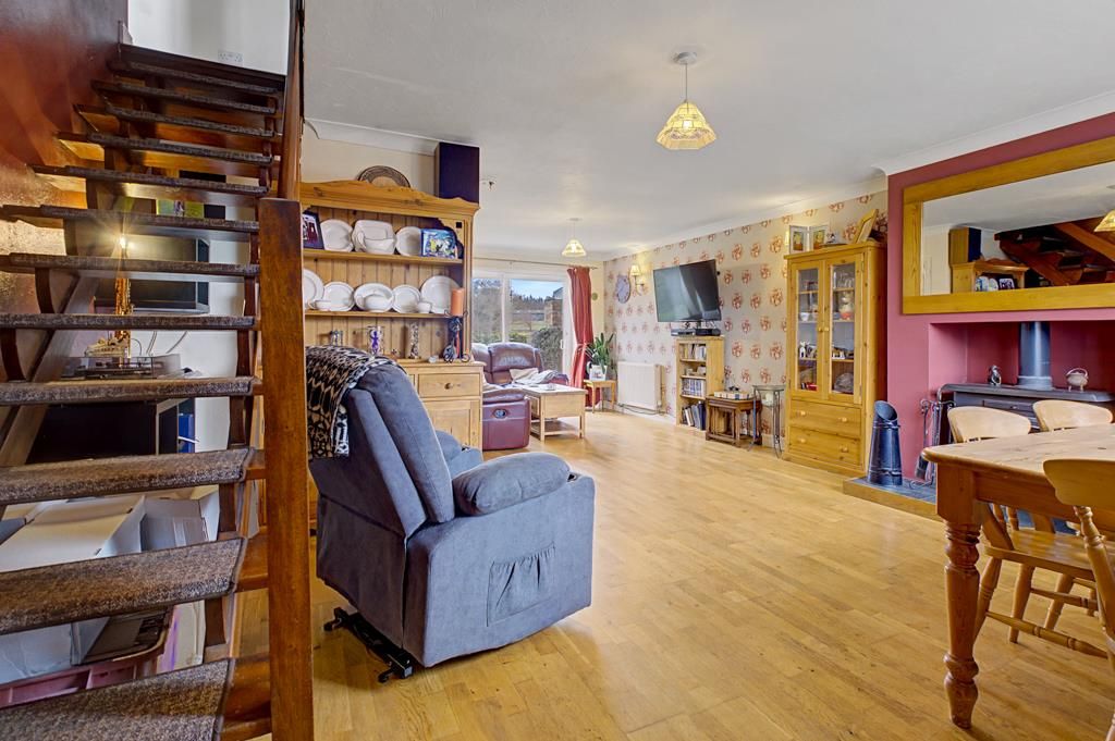 Property photo 3 of 31 Small Size-10.Jpg