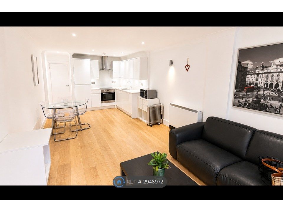 Property photo 2 of 10 Living Room / Dining Room