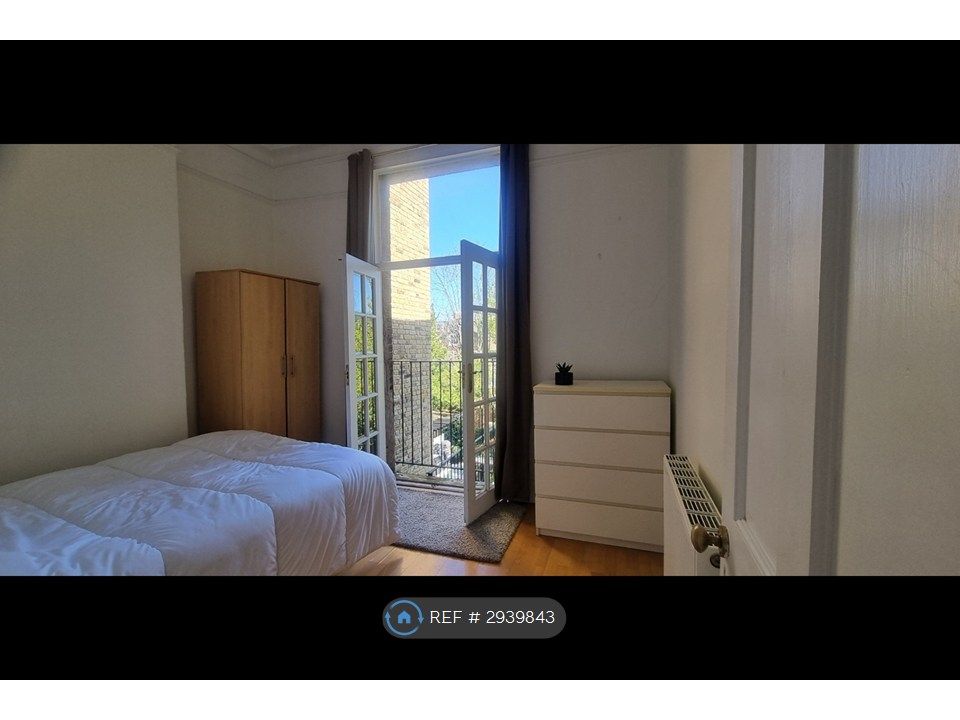 Property photo 3 of 5