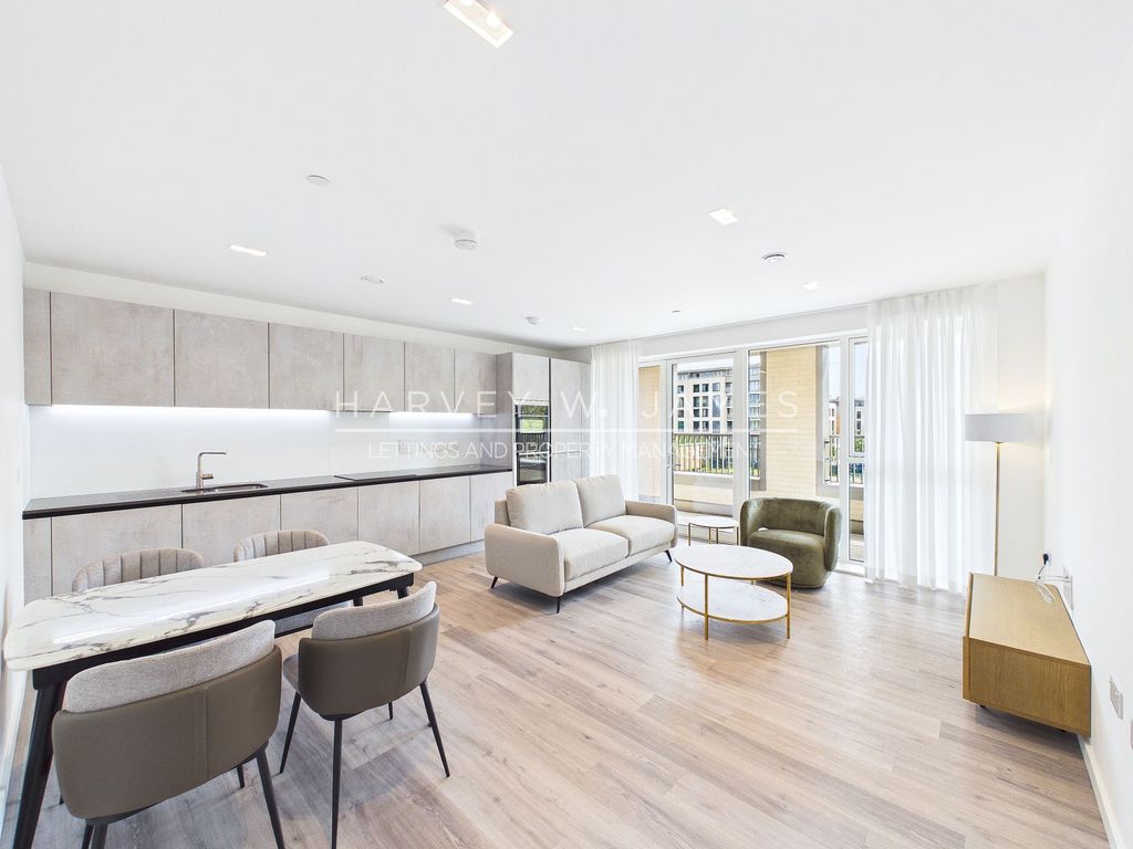 Property photo 1 of 31