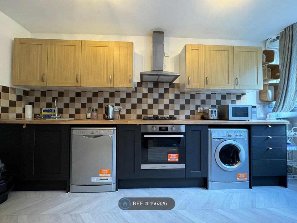 Property photo 1 of 25