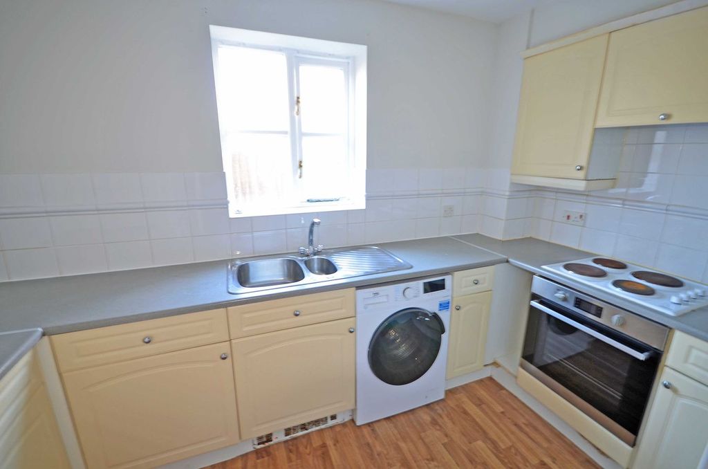 Property photo 2 of 7