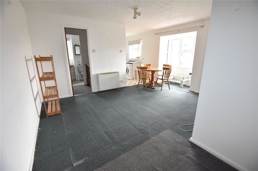 Property photo 1 of 9 Picture No. 05