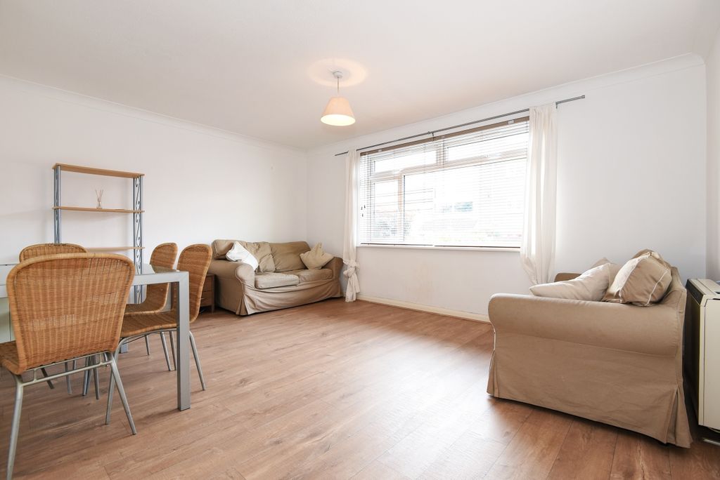 Property photo 1 of 5 220660 (2)