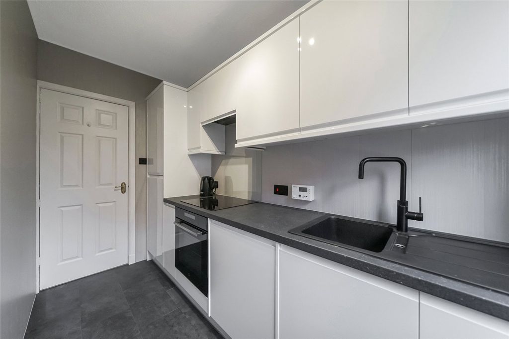 Property photo 3 of 21 Picture No. 26