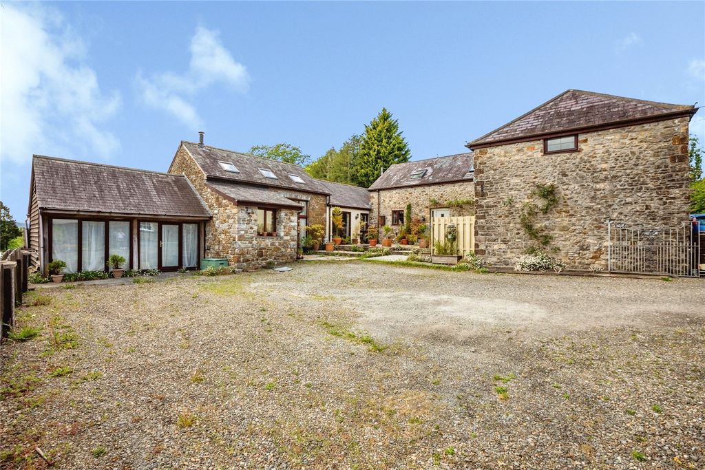 Property photo 1 of 42 Picture No. 25