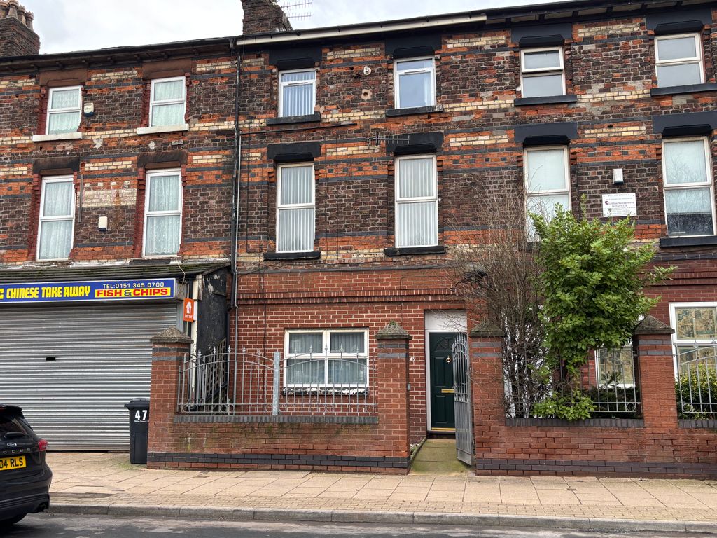 Property photo 1 of 8