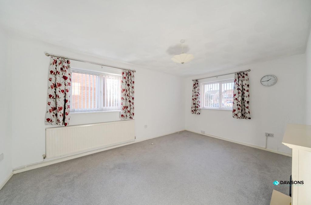 Property photo 3 of 14 27E59De6-214A-4d05-83A2-32578230B270.Jpg