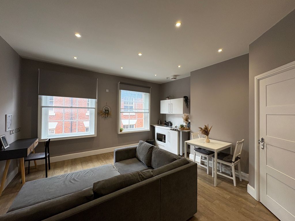 Property photo 2 of 6 Image