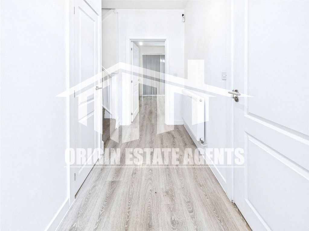 Property photo 3 of 26 Picture No. 59