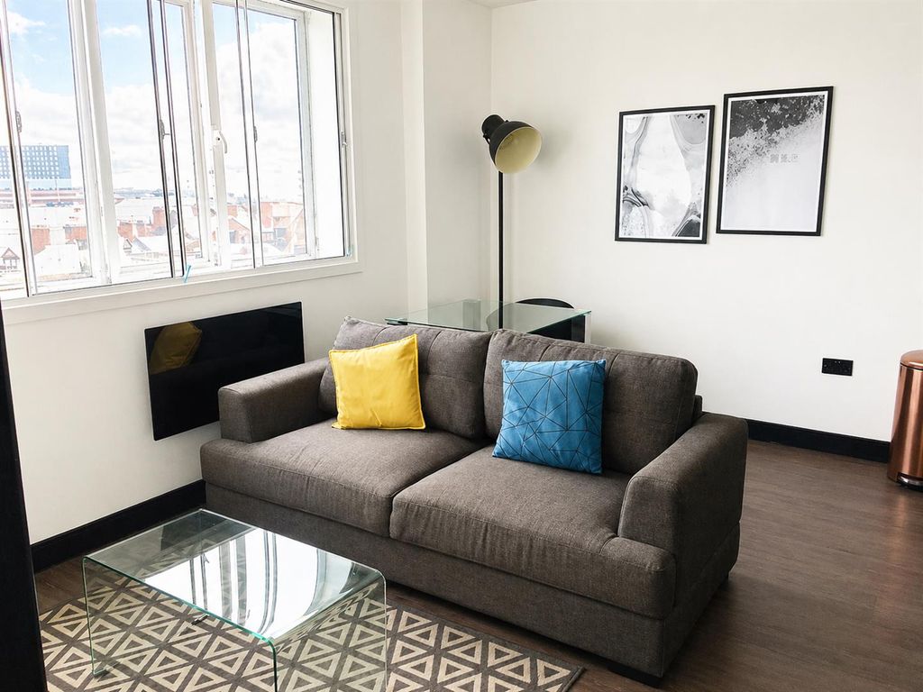 Property photo 1 of 5